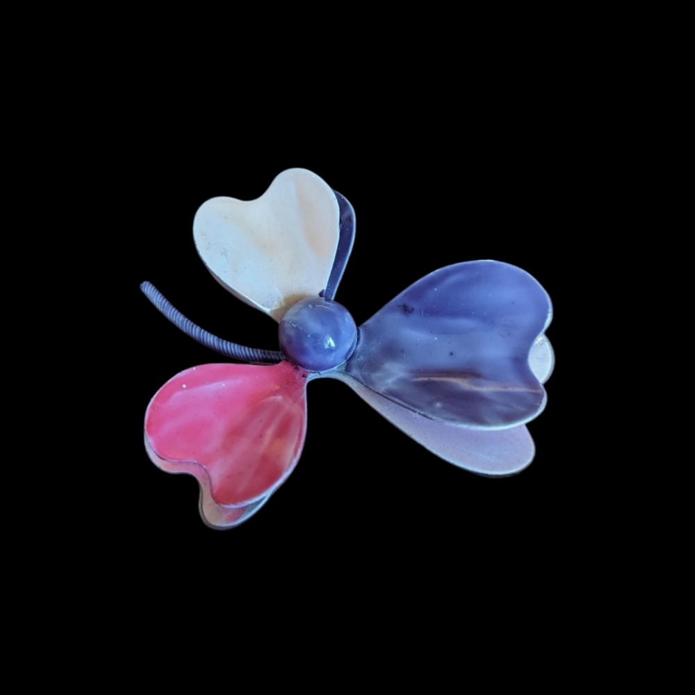 Colorful Heart-Shaped Petals Brooch